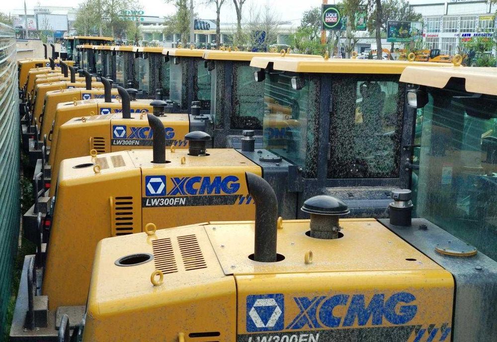 2026 На складе!  Погрузчик XCMG LW300FN 1,8 рыч нулевой пробег