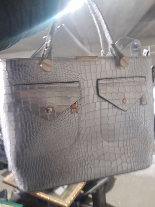 Сумка мощная красивая