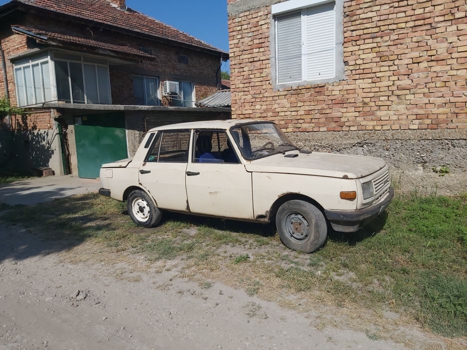 Варбург 353 за реставрация