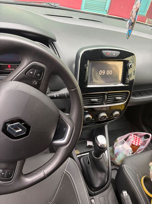 Vând Renault Clio IV zen 2017