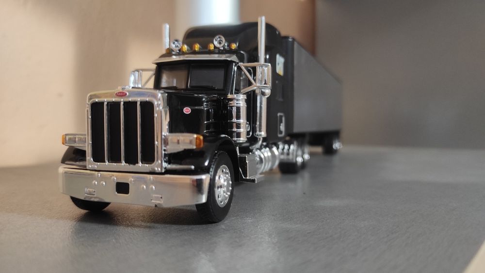 Метални модели мащаб 1:50