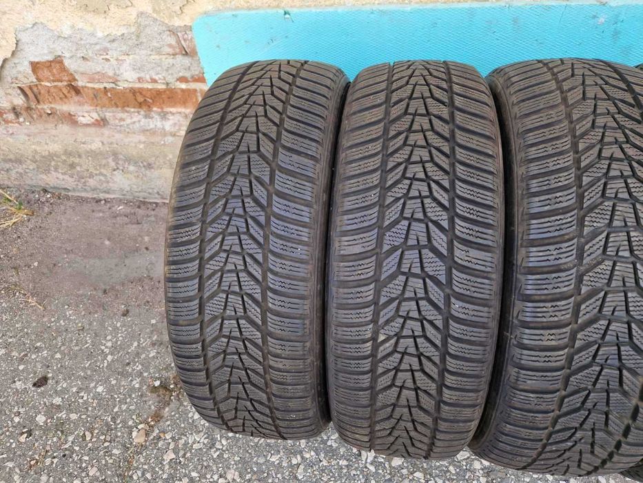4 Hankook R19 205/55 Зимни гуми  DOT4720