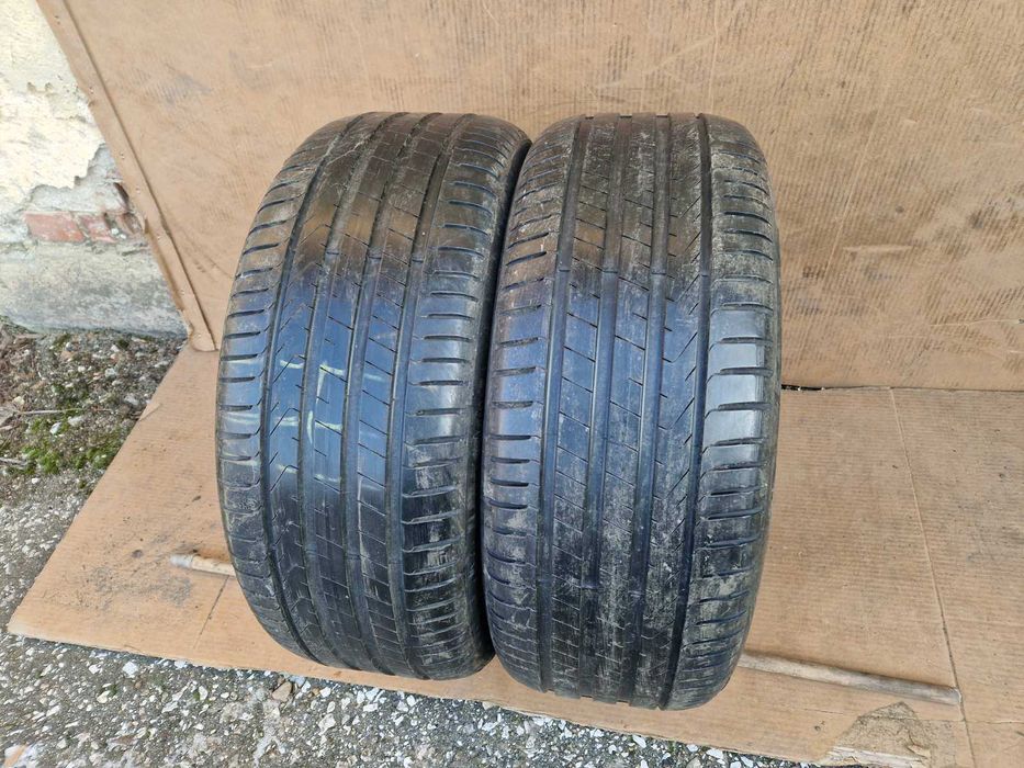 2 Pirelli R19 255/45 Летни гуми  DOT0521