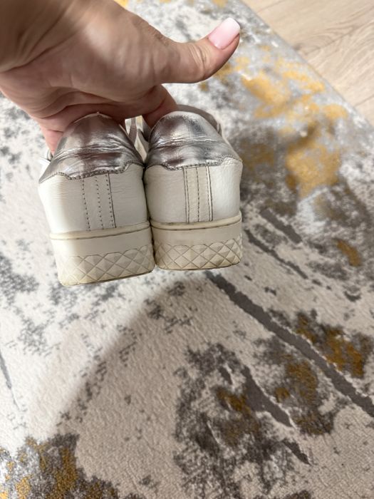 Pantofi piele Toghoshi