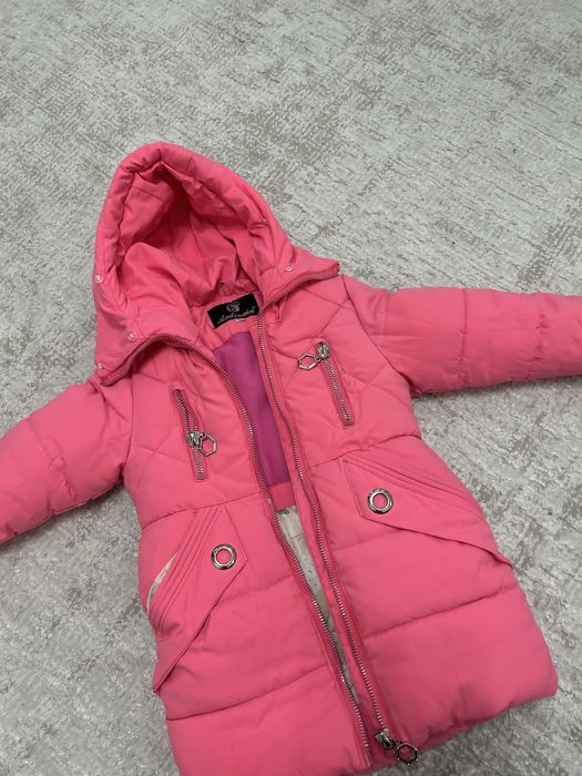 Продам зимний комплект на девочку