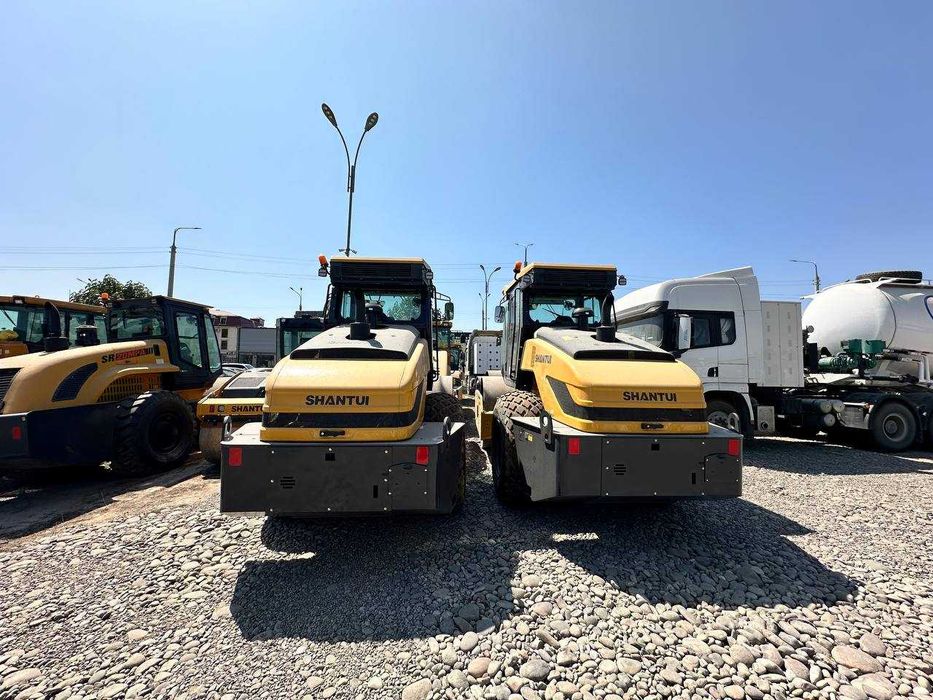 Дорожный каток SHANTUI SR14MP (14 тонн) в наличии Ташкенте