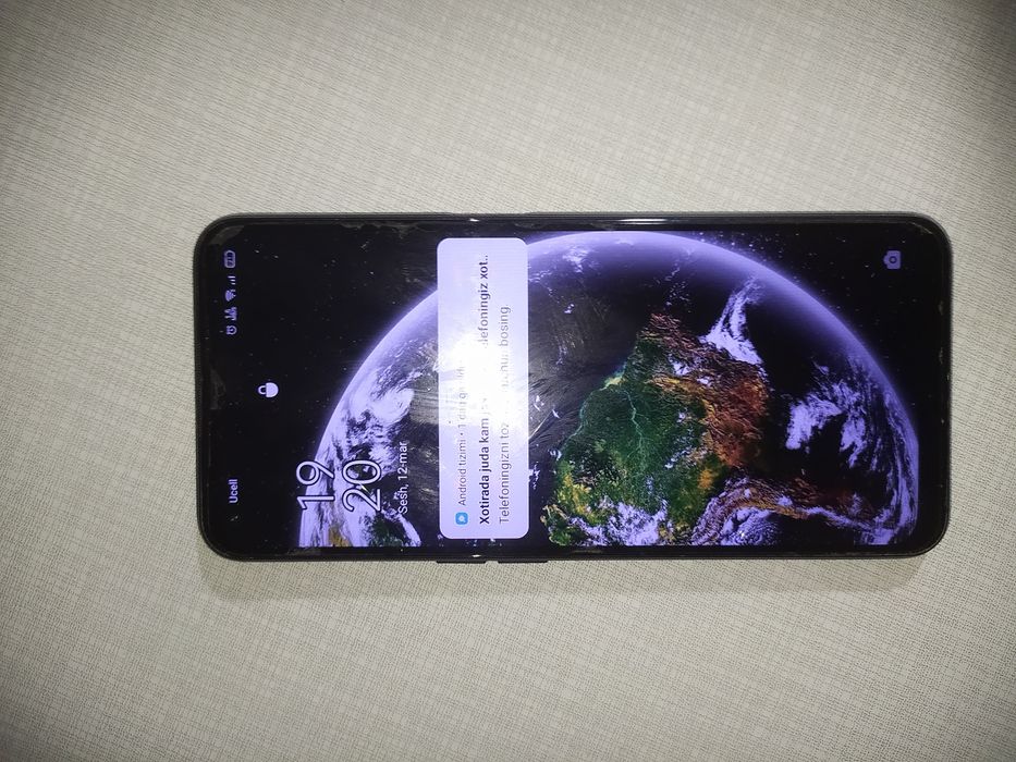 Oppo a 54 sotiladi Yangiday