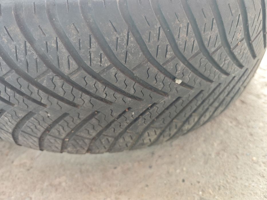 Vând 4 buc All Season 205 60 16, M+S