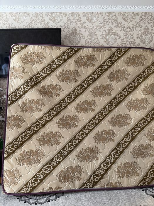 продам матрас 180*200 за 6000тг