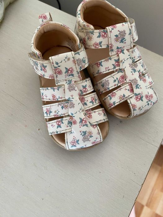 Sandale copii h&m marime 18/19 , interior 11,5 cm