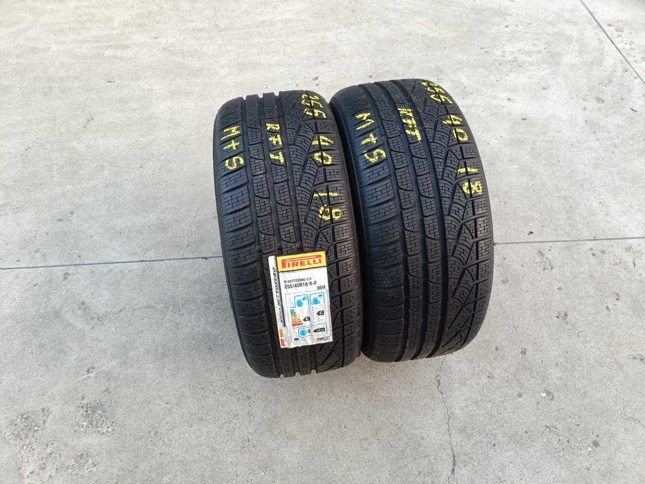 Doua anvelope noi de iarna 255 40 18 pirelli sottozero 2 run flat