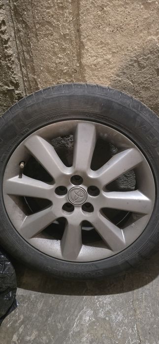 16" лети джанти с летни гуми ТОЙОТА