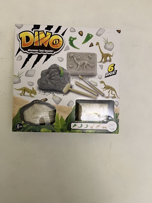 NOU! Vand joc DINO kit sapat in piatra 6+
