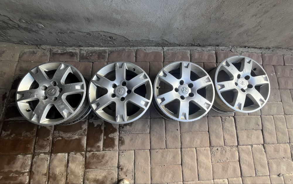 Продам диски на R 16.