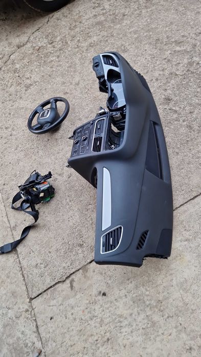 Plansa bord audi a4 b4 airbag centuri A4 B8