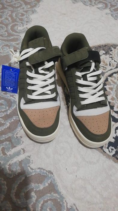 Кроссовка размер 42   -   [41]