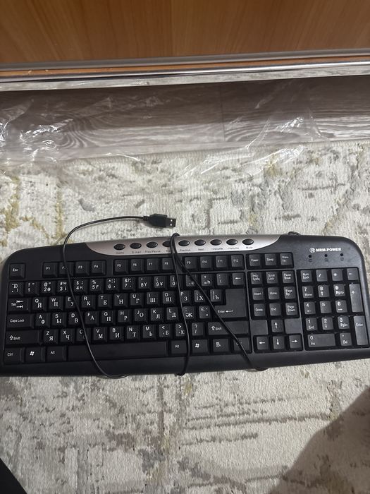 Офисная клавитура