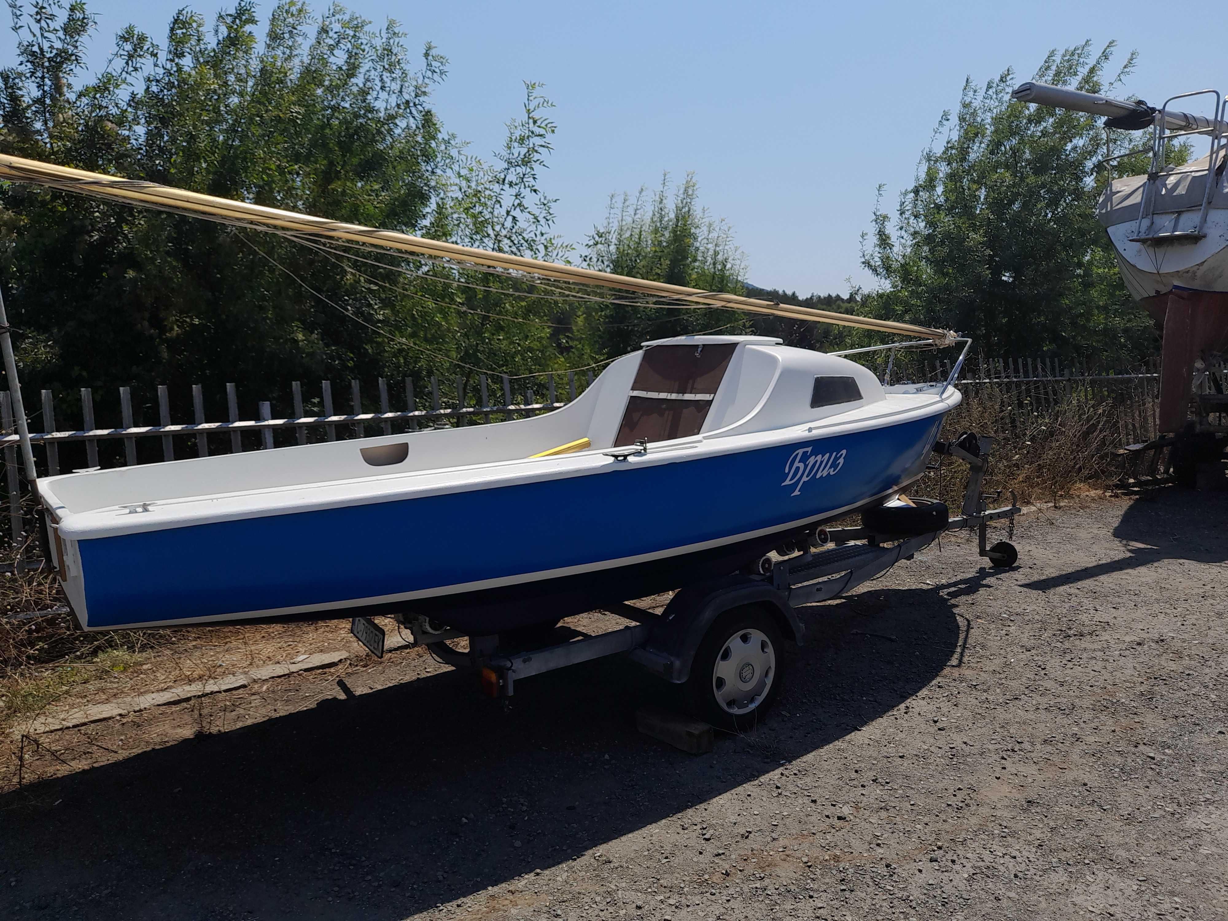 Лодка 5.10м, за море и язовир. гр. Айтос • OLX.bg
