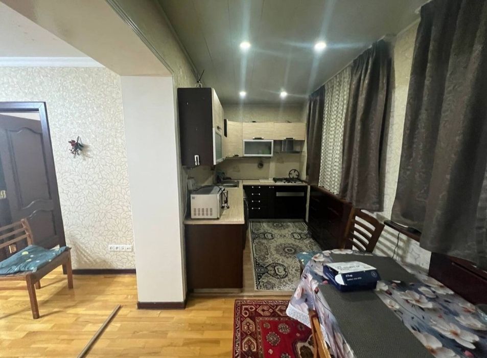 Продаётся квартира на чиланзаре 6. 2/2/4 балкон 2*6.Ипотека возможно