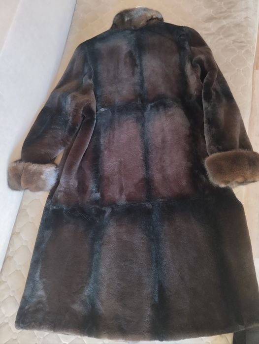 Шуба женская мутон