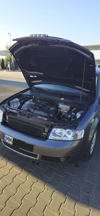 AUDI A4 0 — imagine 4