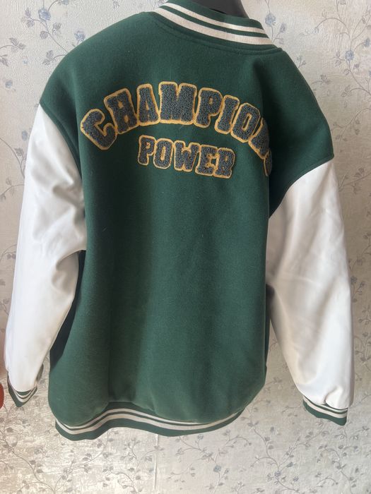 Продам куртку Zara