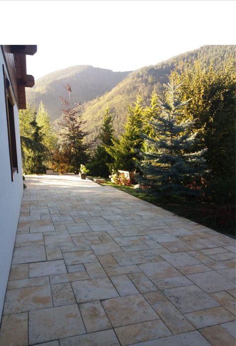 Montaj Pavaj, zone verzi, gazon, excavatii, drenaje, irigatii