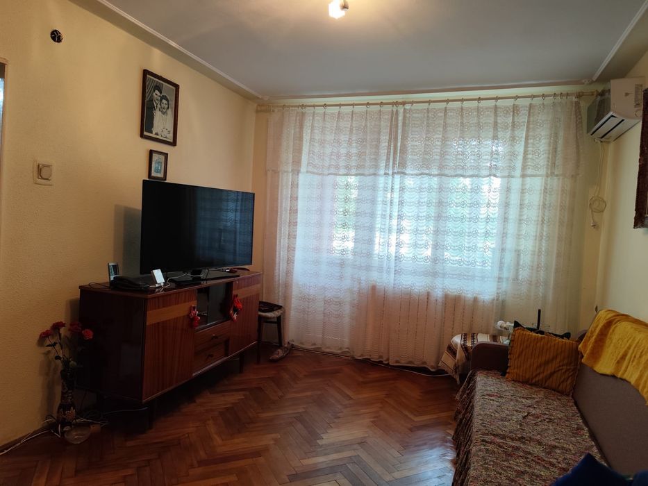Apartament 2 camere de vanzare