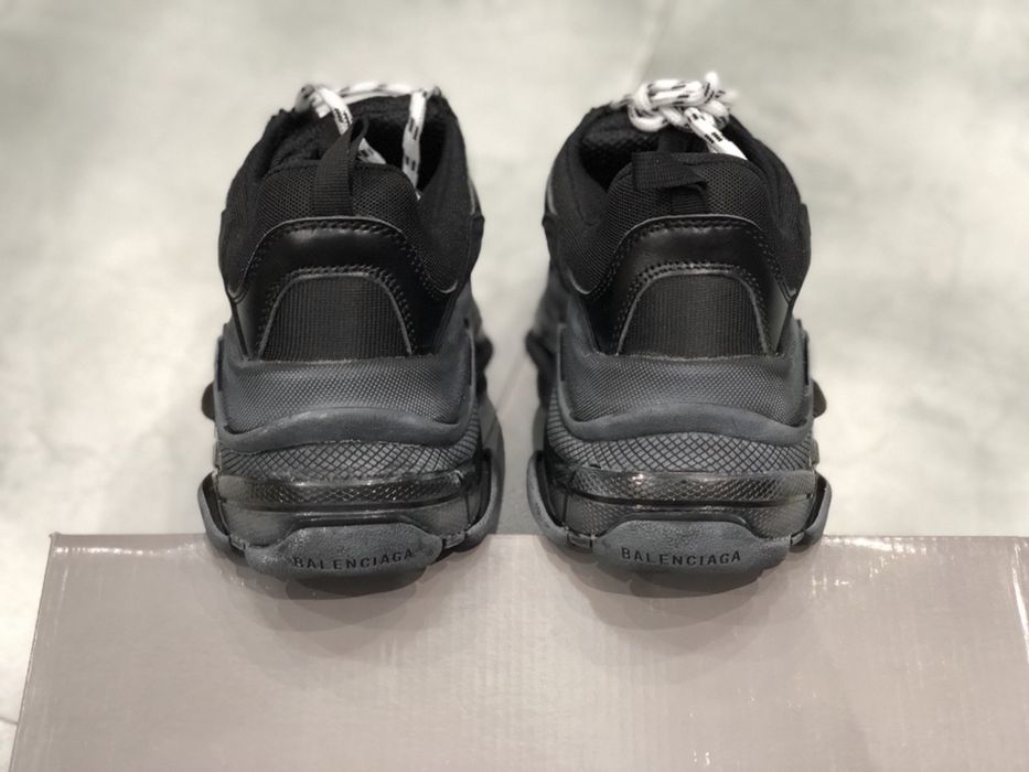 Balenciaga Triple S marimea 42