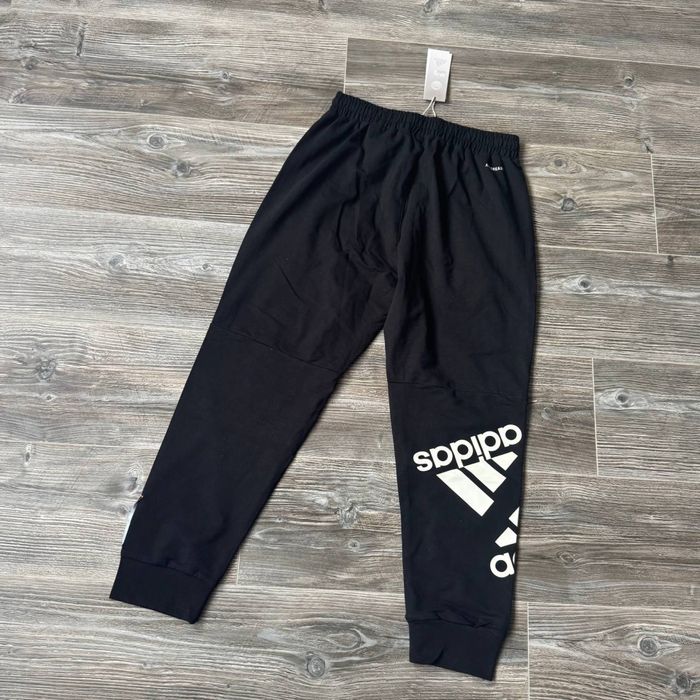 Adidas черна долница - XXL