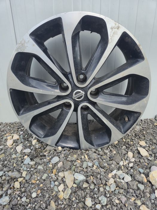 De vanzare 2 bucati jante Nissan Qashqai  pe 18.