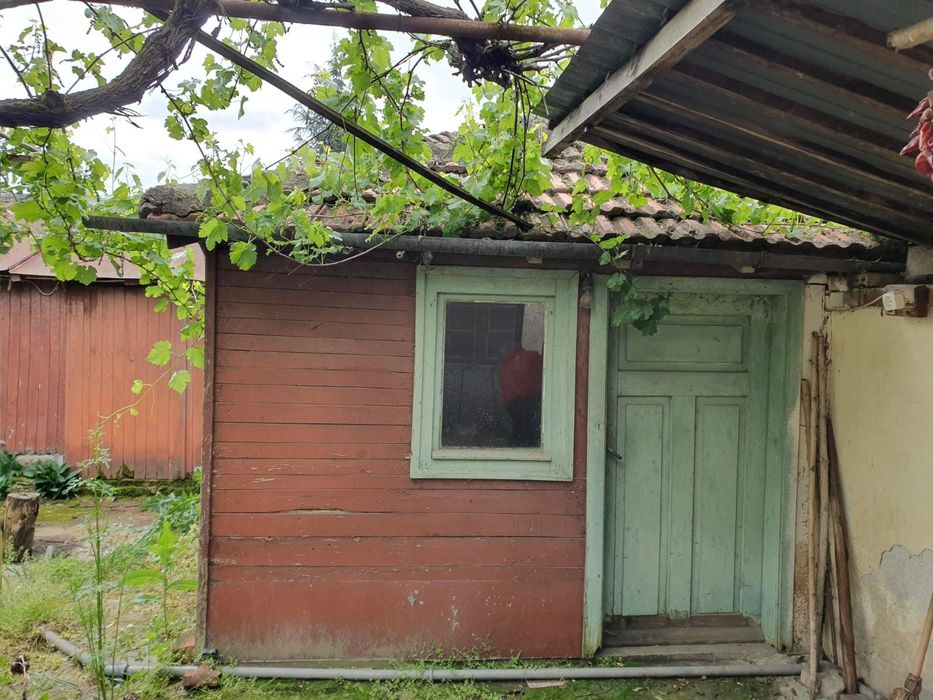 Продава къща с. Горно Белево .
Къщата е със застрое