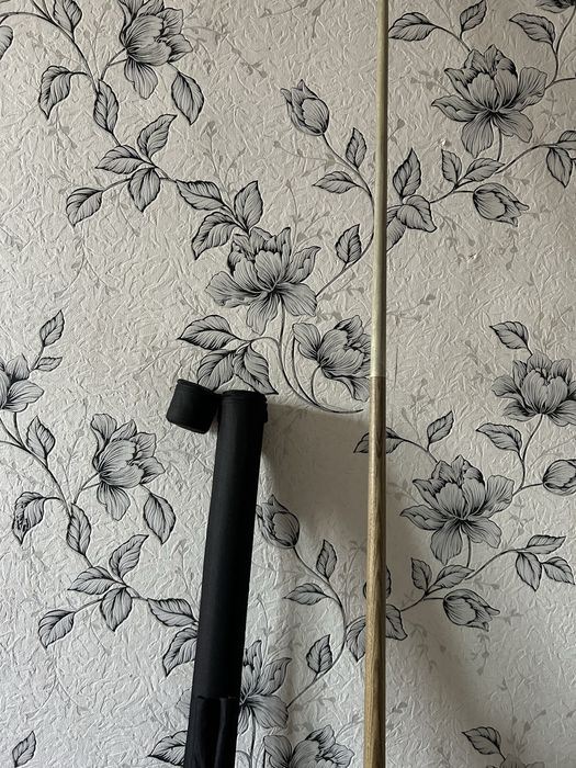 Срочно продаю бильярдный кий