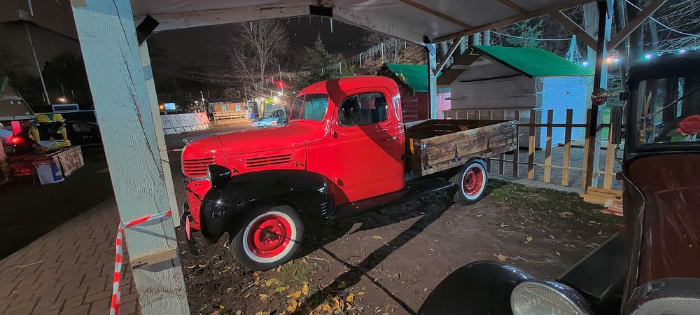 Masini de epoca pentru evenimente