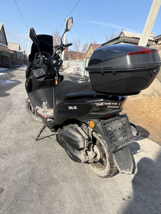 Продам Макси скутер