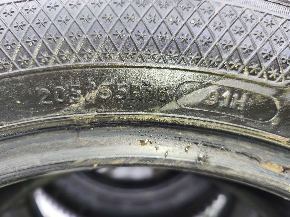 Продавам 4 броя зимни гуми Kleber