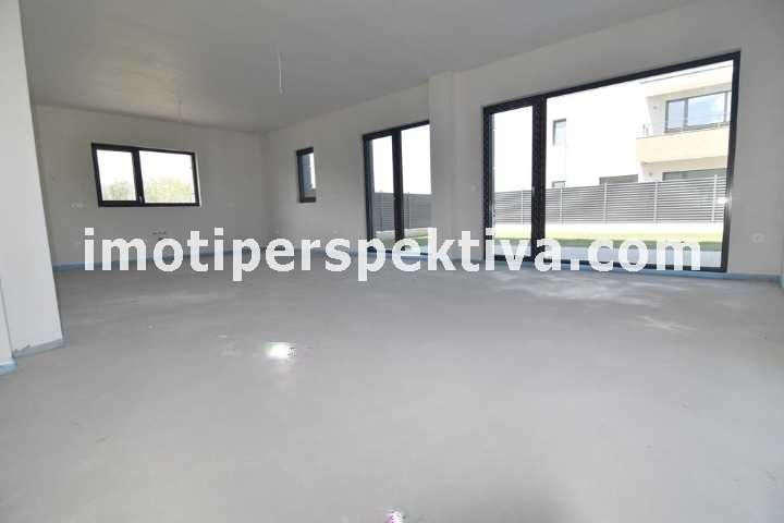 реф.19386 Чисто нова къща, двоен гараж-Коматевско шосе!