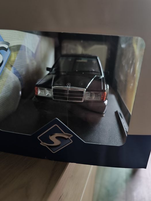 Mercedes Benz EVO 2 Solido 1:18