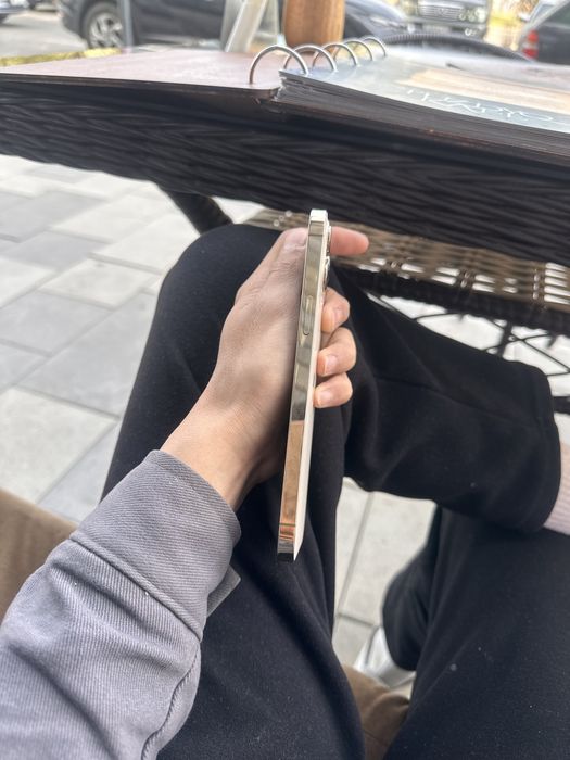 Продам Айфон 12 про макс, 256 гб