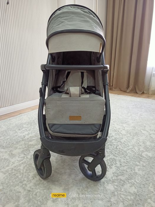 Продам прогулочную детскую коляску  Tecnum-198C