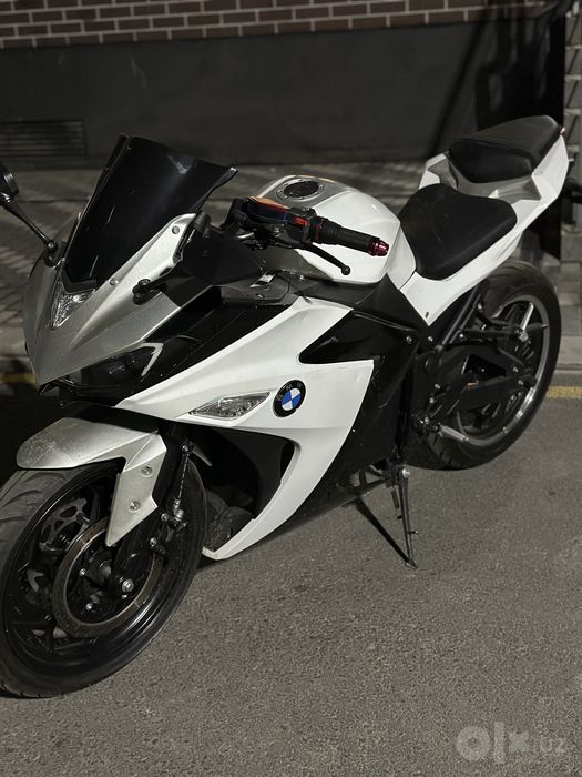 Moto sotiladi srochno
