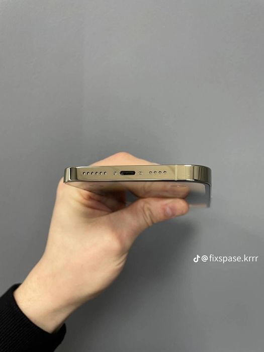 Айфон 14 про макс золотой