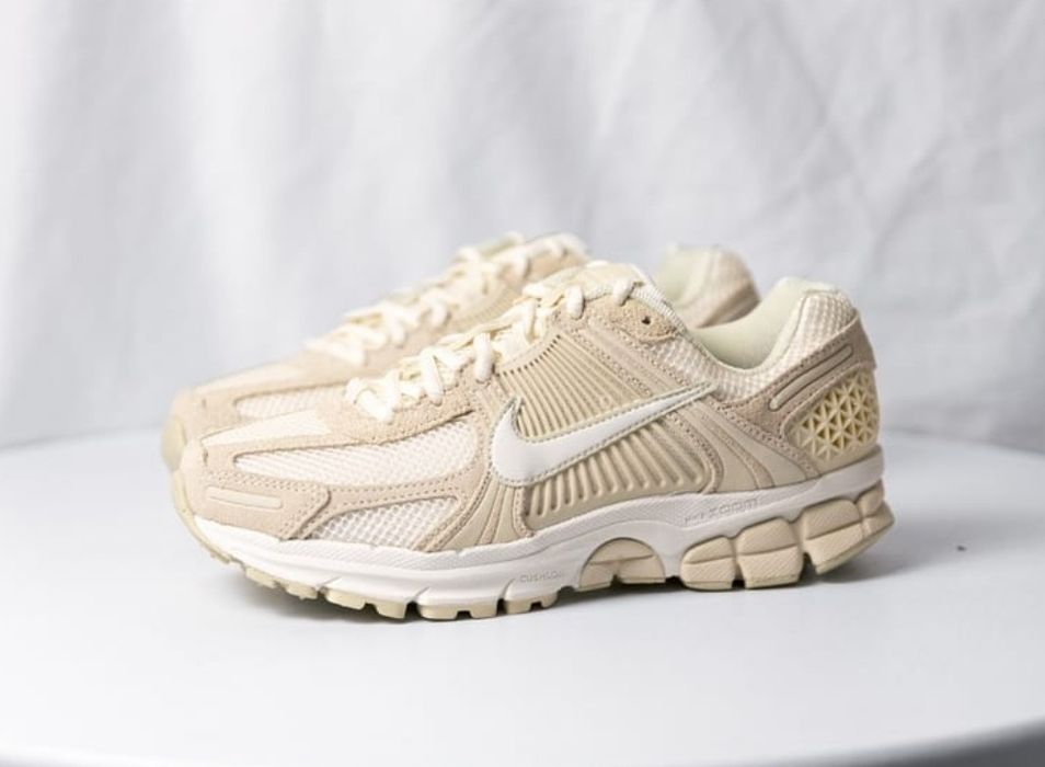 Nike vomero 5 mas 43 originali