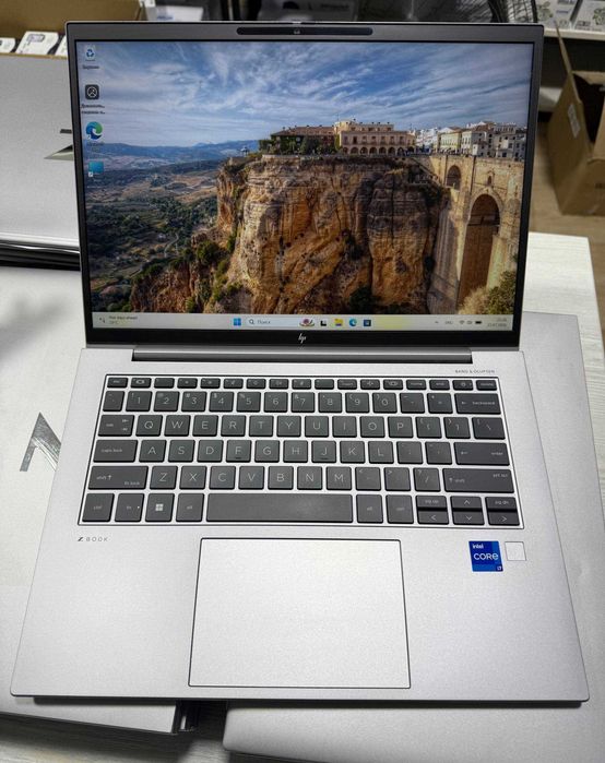 Hp Zbook Firefly 14 G9  - 14" Core i7-1255U 16GB/512GB/NVIDIA T550 4GB