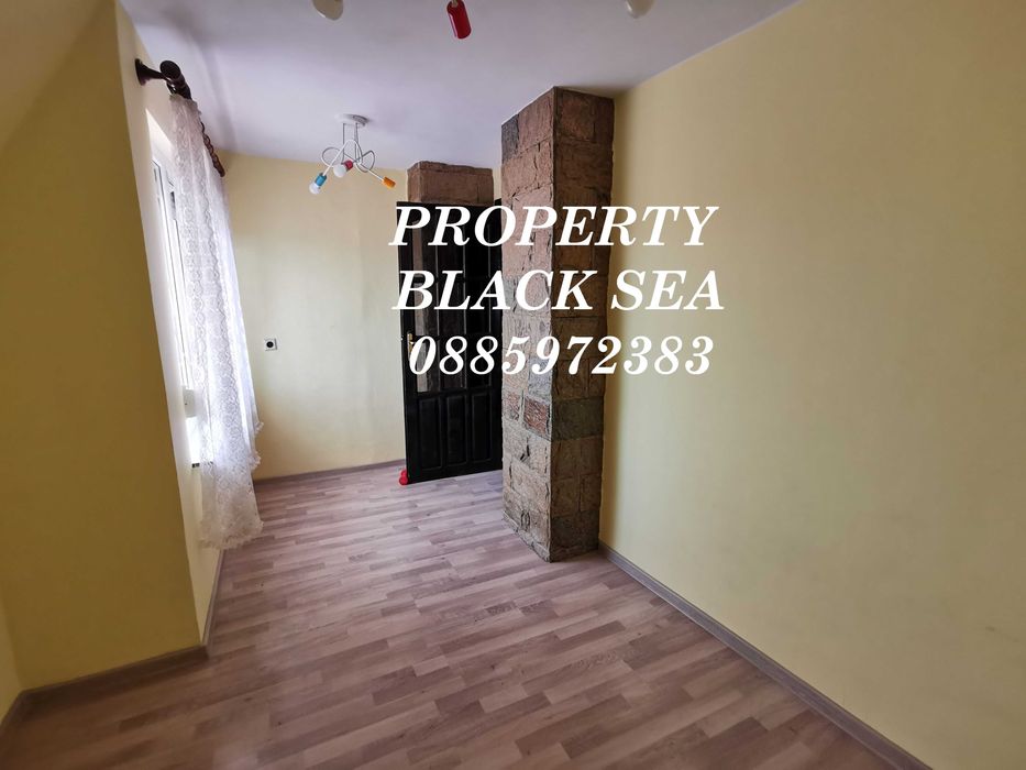 Продава се Тристаен апартамент в Бургас, Възраждане - 80 кв.м за 1688 €/кв.м - Снимка #8