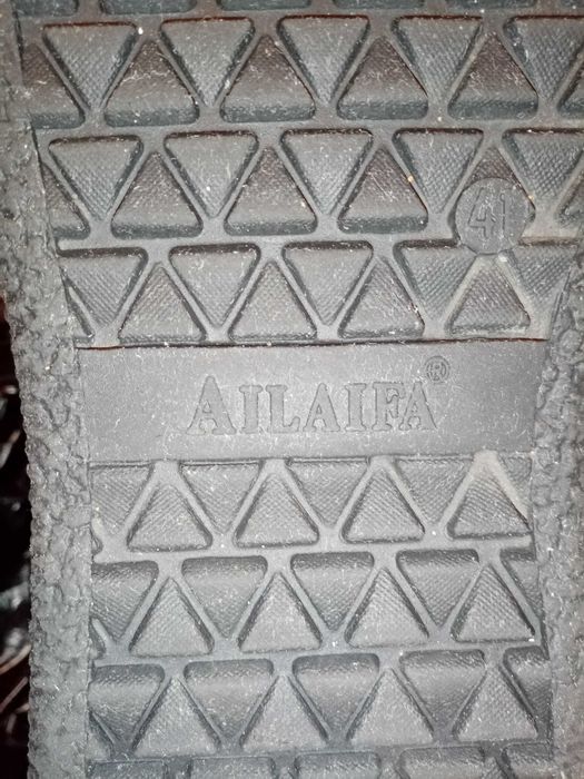 Продам зимние полусопожки 41 размер