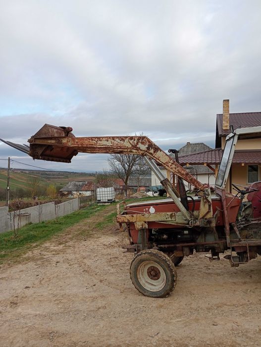 Tractor steyr cu coasa și încărcător 50cp