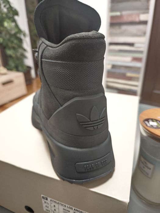 Маратонки Adidas