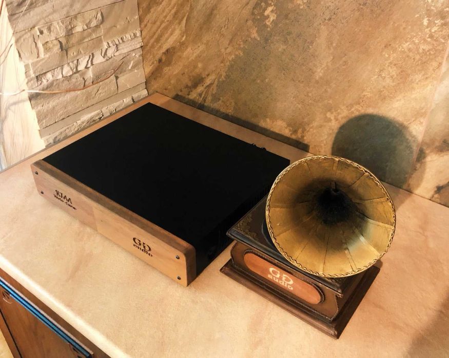 КОЛЕДНА ЦЕНА! Лампов РИАА коректор Vario Curve