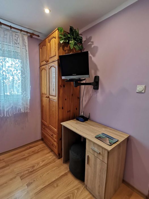 Дава се под наем Едностаен апартамент в Бургас, Меден рудник - зона А - 35 кв.м за 142.8 € - Снимка #4